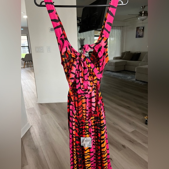 AMERICA & BEYOND TIGER MAXI DRESS NWT - Picture 9 of 9